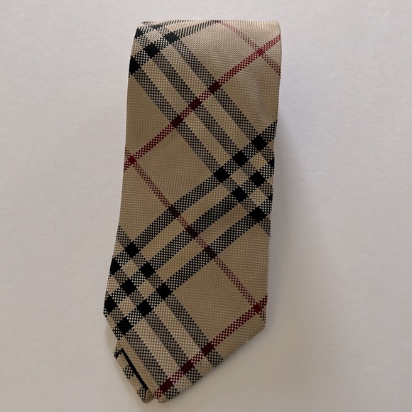 BURBERRY || NWOT - 100% Silk Authentic Plaid Tie - Picture 3 of 7